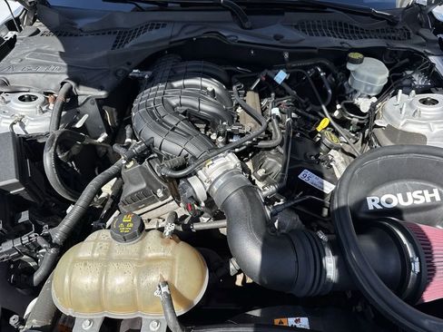 Used 2016 Ford Mustang Coupe RWD image 56