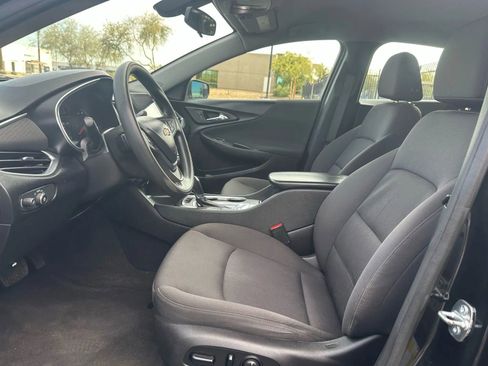 Used 2020 Chevrolet Malibu LT image 7