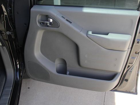 Used 2019 Nissan Frontier SV w/ Value Truck Package RWD image 23