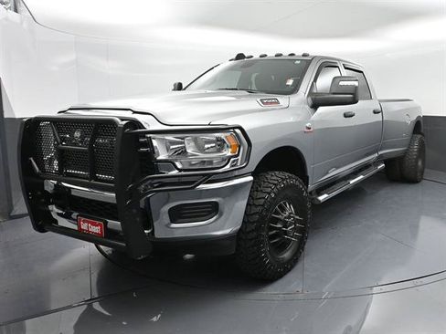 Used 2024 RAM 3500 Tradesman w/ Chrome Appearance Group AWD/4WD image 1