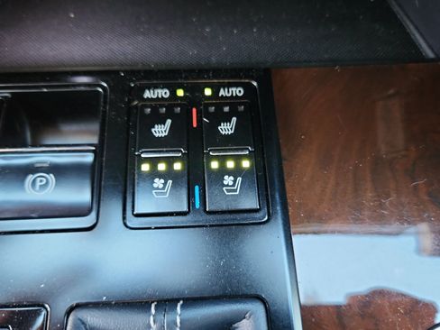 Used 2018 Lexus RX 350 AWD w/ Premium Package image 31