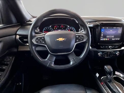Used 2023 Chevrolet Traverse LT AWD/4WD image 8