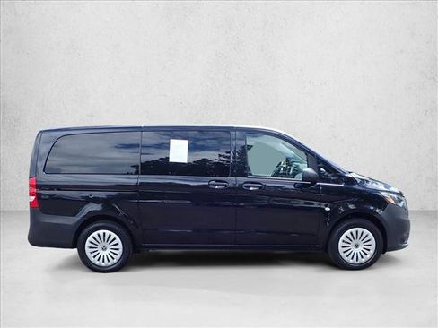 Used 2023 Mercedes-Benz Metris Passenger image 5