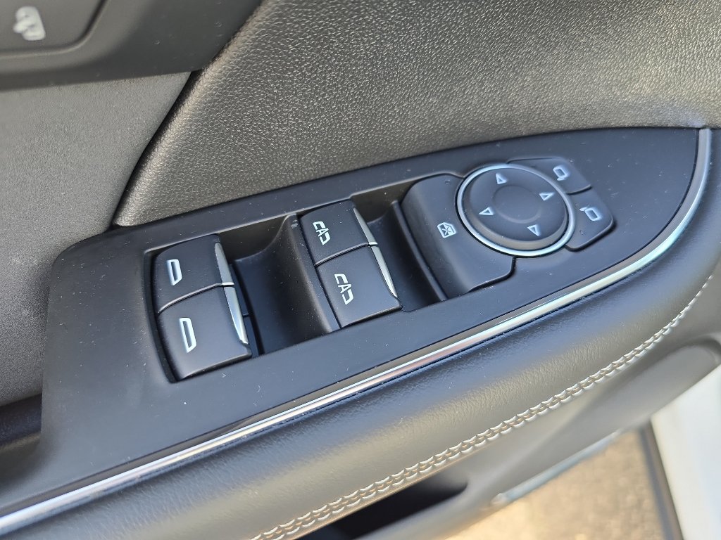 Certified 2024 Buick Envision Sport Touring AWD/4WD image 11