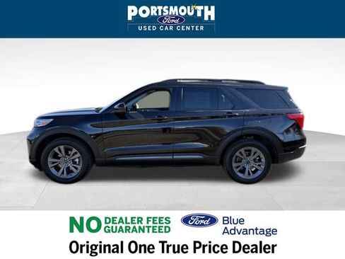 Certified 2022 Ford Explorer XLT w/ Equipment Group 202A image 2