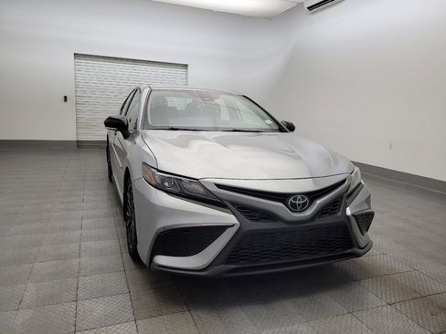 Used 2022 Toyota Camry SE image 14