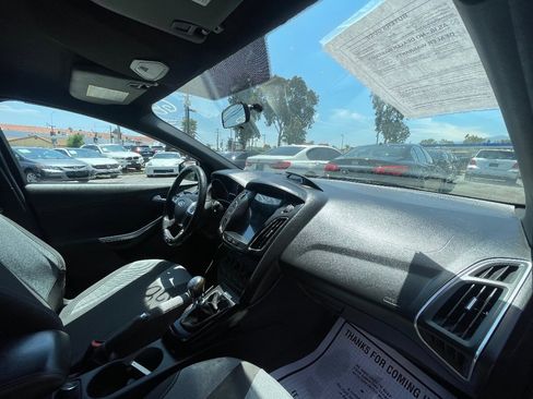 Used 2014 Ford Focus ST image 12