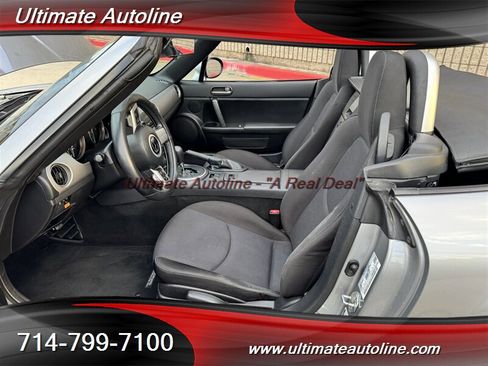 Used 2012 MAZDA MX-5 Miata Sport image 23