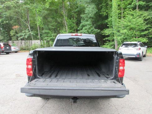 Used 2017 Chevrolet Silverado 1500 LT w/ Midnight Edition AWD/4WD image 7