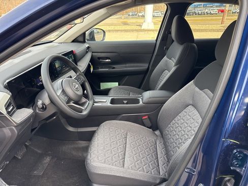 New 2026 Nissan Kicks SV image 11