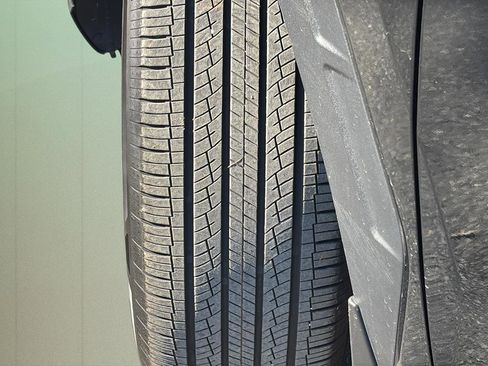 Certified 2025 Hyundai Tucson SEL image 11