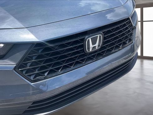 Used 2025 Honda Accord SE image 31