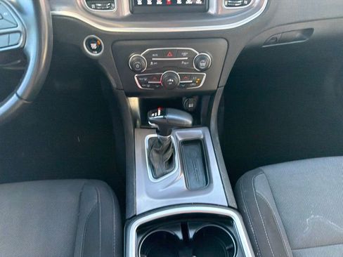 Used 2022 Dodge Charger SXT RWD image 24