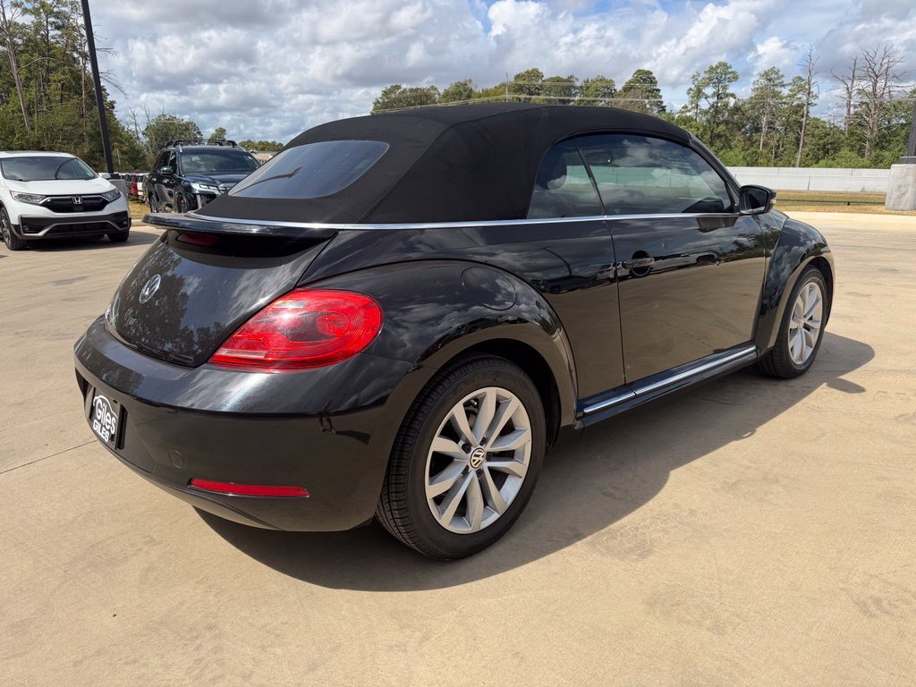 Used 2014 Volkswagen Beetle TDI FWD image 5