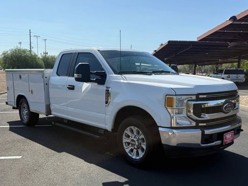 Used 2022 Ford F250 XL w/ STX Appearance Package RWD image 7