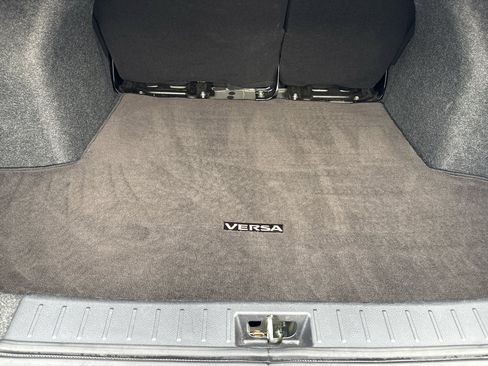 Used 2023 Nissan Versa SV image 28