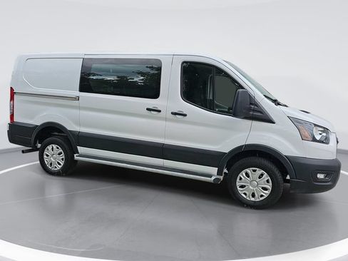 Certified 2025 Ford Transit 250 Low Roof w/ Exterior Upgrade Package RWD image 4