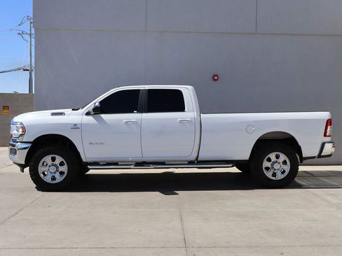 Used 2019 RAM 2500 Big Horn AWD/4WD image 2