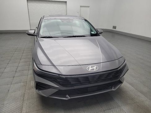 Used 2025 Hyundai Elantra SEL FWD image 14