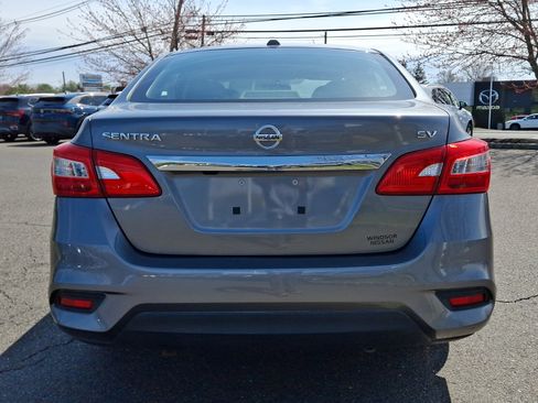 Used 2018 Nissan Sentra SV FWD image 5