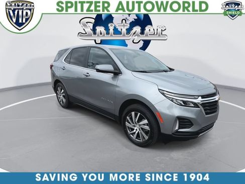 Used 2023 Chevrolet Equinox LT AWD/4WD image 2