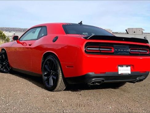 Used 2020 Dodge Challenger R/T w/ Plus Package image 11