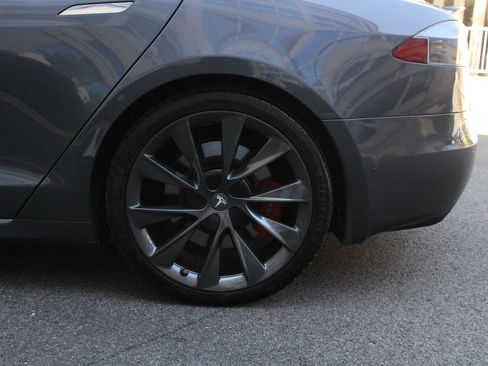 Used 2021 Tesla Model S Performance AWD/4WD image 10