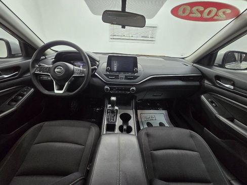 Used 2020 Nissan Altima 2.5 S FWD image 17