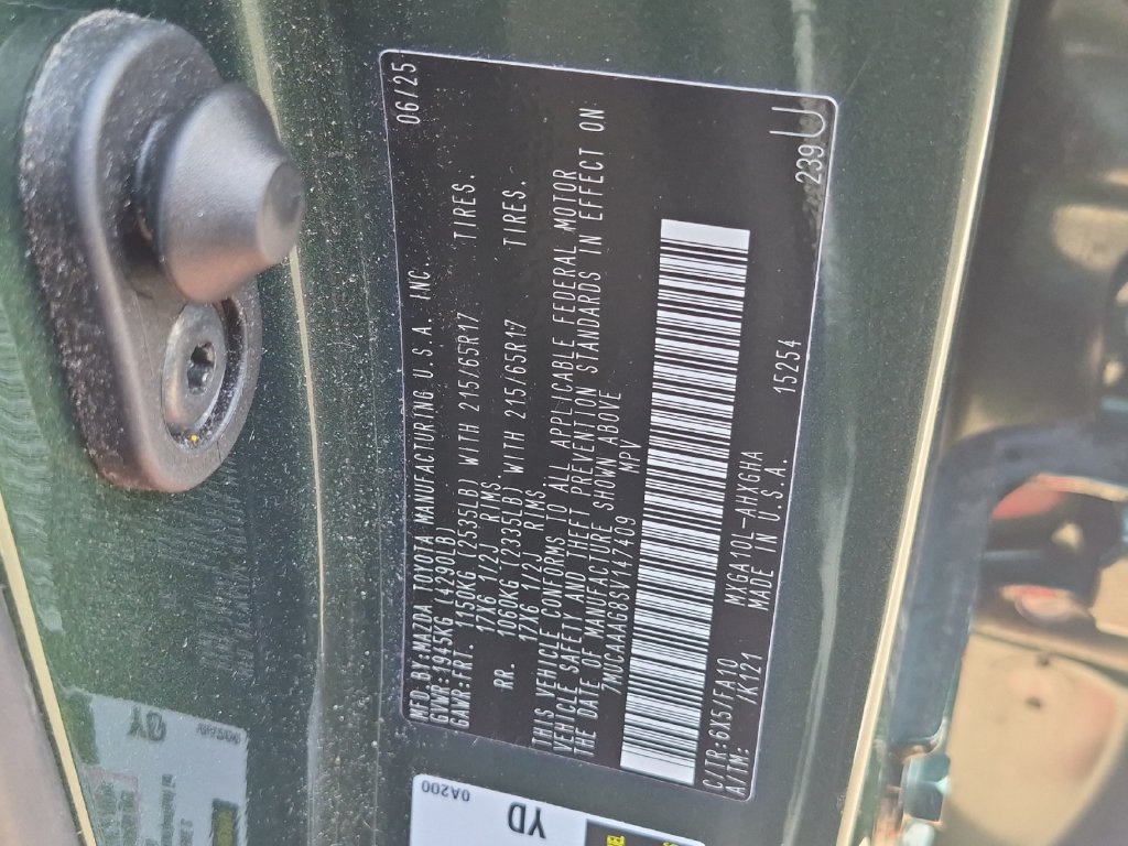 Certified 2025 Toyota Corolla Cross LE FWD image 31