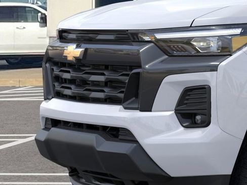 New 2026 Chevrolet Colorado LT w/ LT Convenience Package AWD/4WD image 13