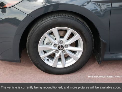 Used 2025 Toyota Camry LE w/ Convenience Package image 12