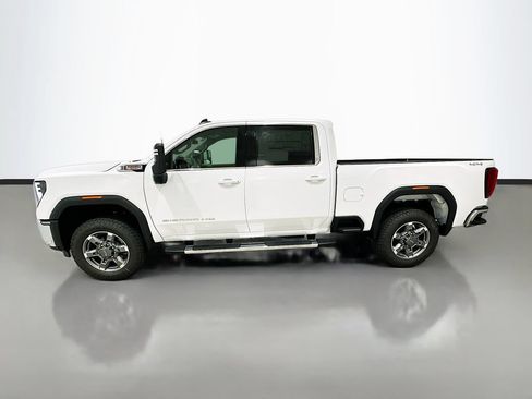 New 2026 GMC Sierra 2500 SLE AWD/4WD image 4