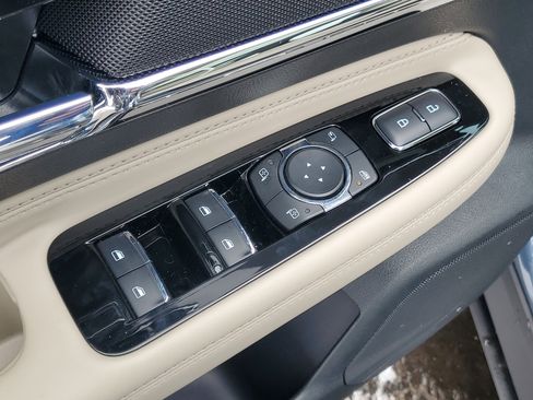 New 2026 Lincoln Corsair Reserve image 10