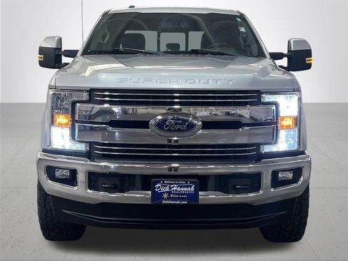 Used 2017 Ford F350 Lariat w/ Lariat Value Package AWD/4WD image 4