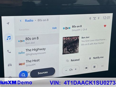 Certified 2025 Toyota Camry LE image 27