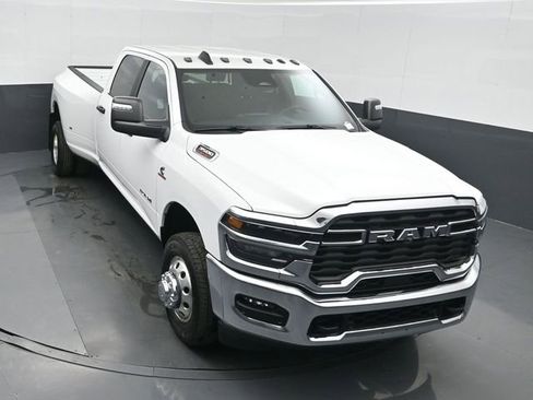 New 2026 RAM 3500 Big Horn AWD/4WD image 41