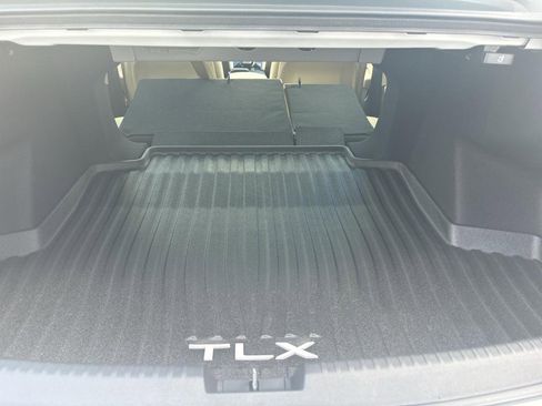 Used 2025 Acura TLX w/ Technology Package image 26