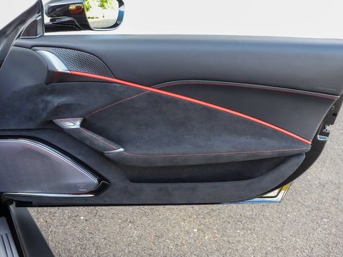 Certified 2025 Ferrari Roma Spider RWD image 66