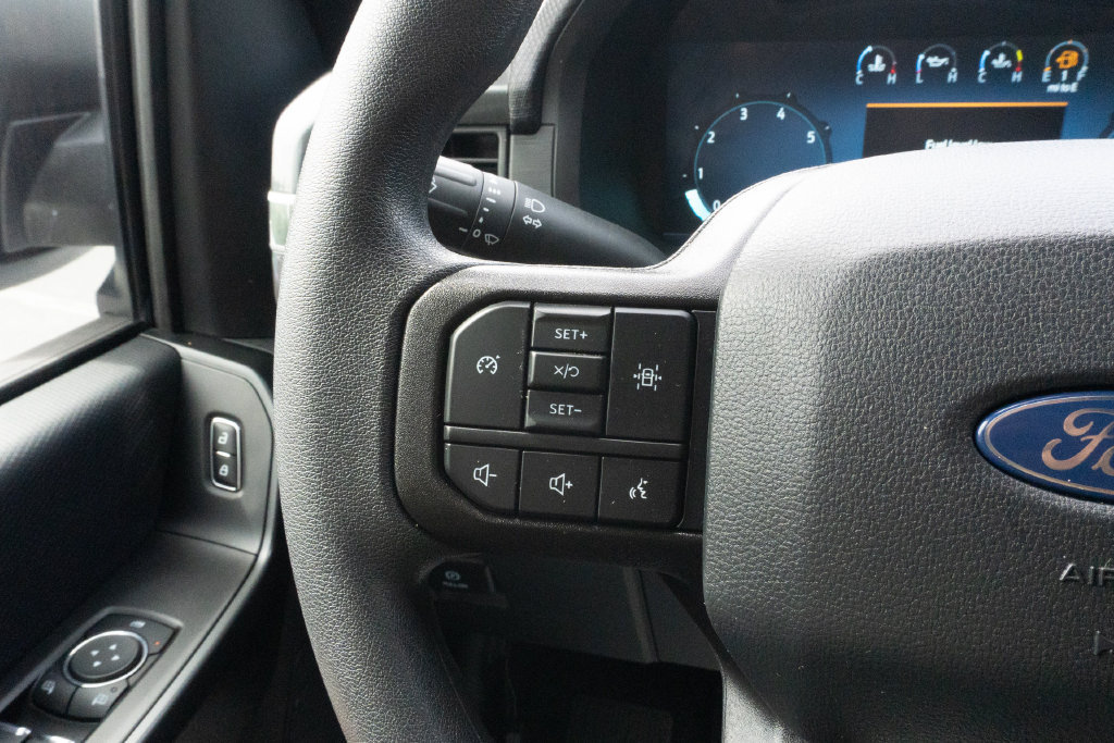 Used 2025 Ford F150 STX w/ Equipment Group 200A RWD image 19