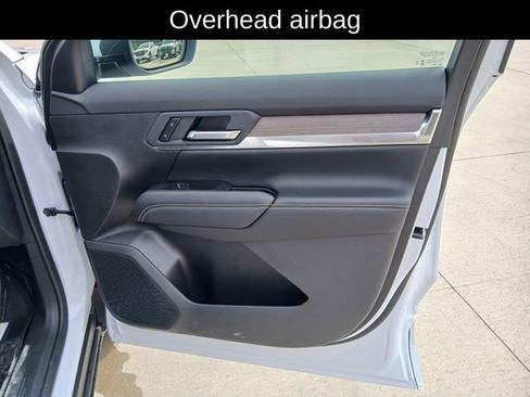 New 2026 GMC Terrain Denali w/ LPO, Floor Liner Package image 19