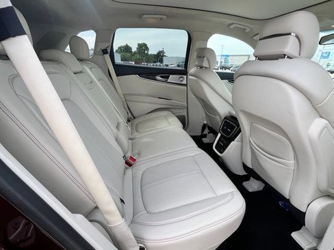 Used 2018 Lincoln MKX Black Label w/ Driver Assistance Package FWD image 9