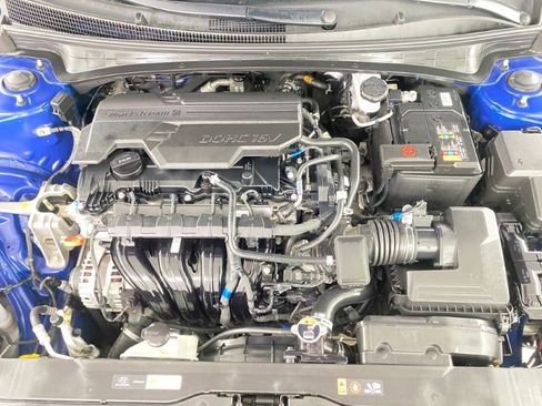 Used 2024 Hyundai Elantra SEL image 20