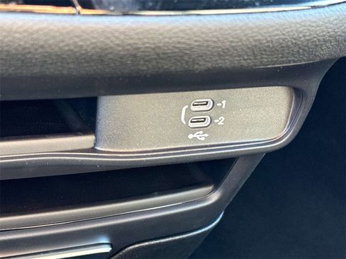 New 2026 Chrysler Pacifica Select image 27