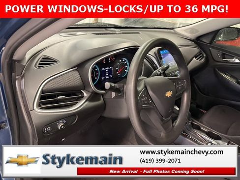 Used 2024 Chevrolet Malibu LS image 19