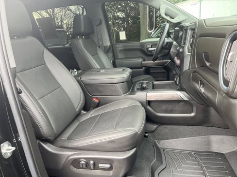 Used 2022 Chevrolet Silverado 2500 LTZ w/ LTZ Plus Package image 32