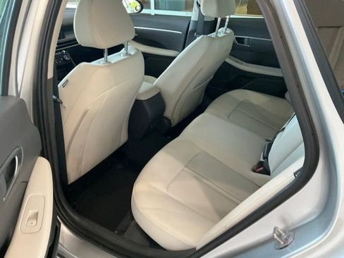Used 2025 Hyundai Sonata SEL FWD image 18