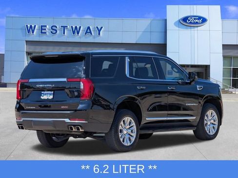 Used 2025 GMC Yukon Denali AWD/4WD image 3