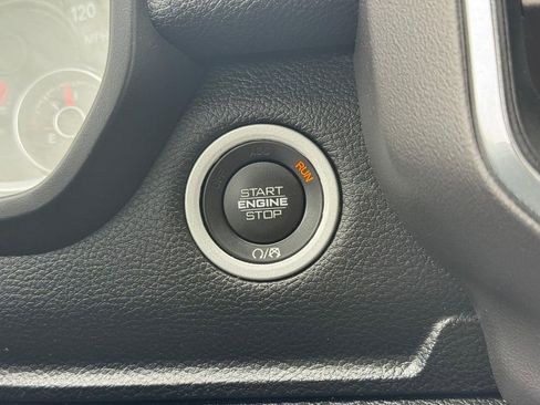 Used 2022 RAM 1500 Laramie AWD/4WD image 21