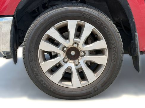Used 2016 Toyota Tundra Limited w/ Limited Premium Package RWD image 12