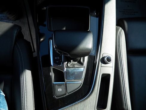 Used 2023 Audi A4 2.0T Premium Plus image 21